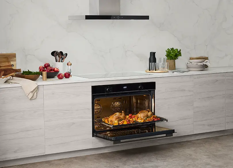 Technika 90cm 10 Function Built-in Oven with Steam Bake & Air Fry TO9010ASTB - Image 4